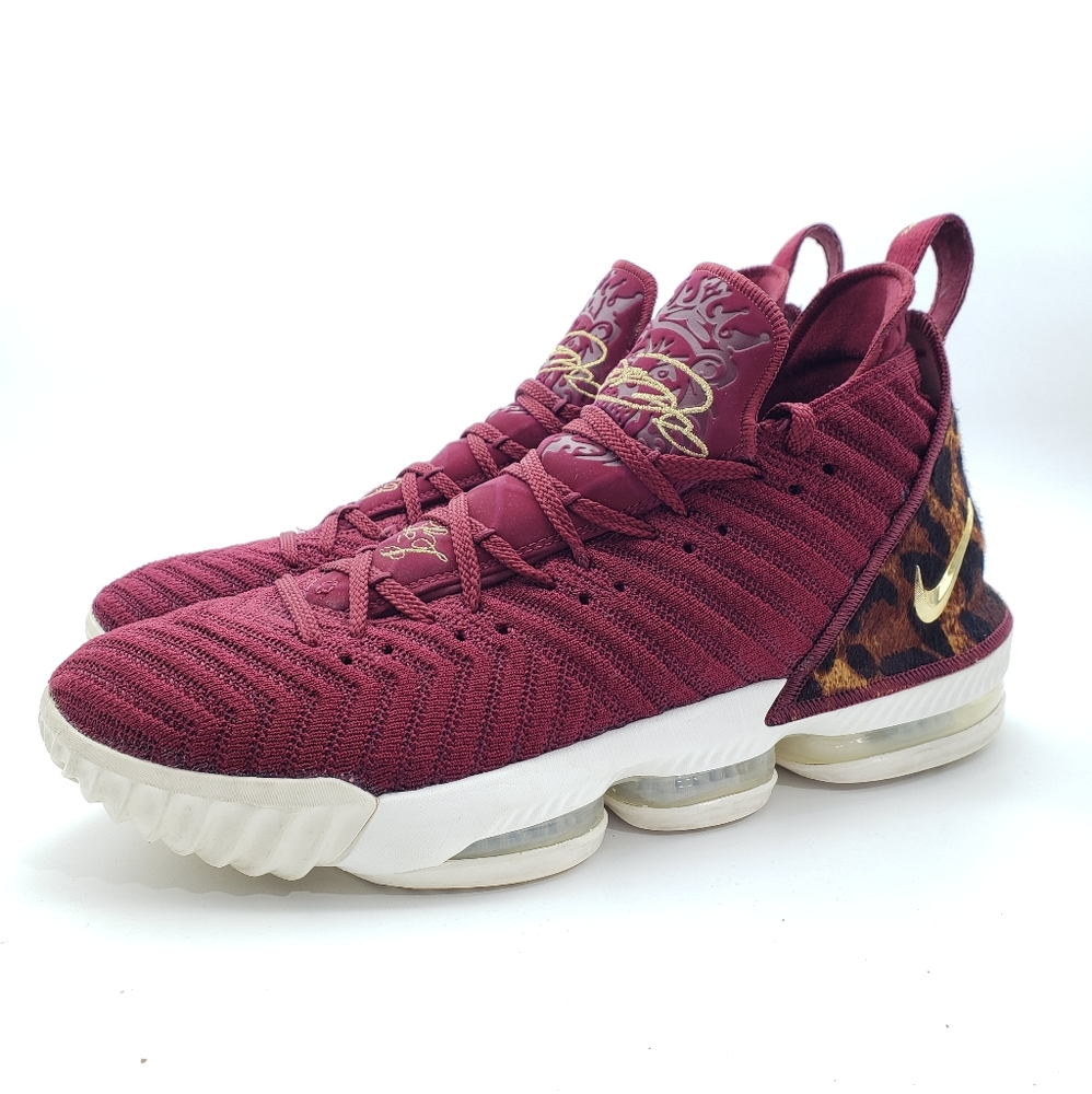 Mens Nike LeBron 16 XVI King Red Gold Size 12. AO2588-601 PreOwned without box
